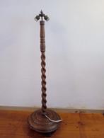 oude houten vloerlamp, Antiek en Kunst, Antiek | Lampen, Ophalen of Verzenden