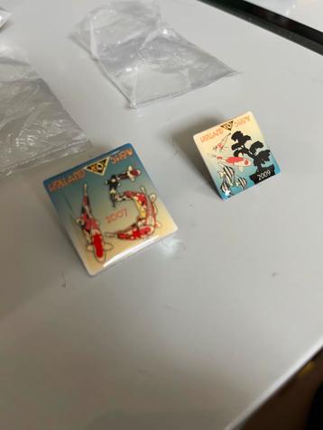 Twee Holland Show Koi Pins - 2007 & 2009 beschikbaar voor biedingen