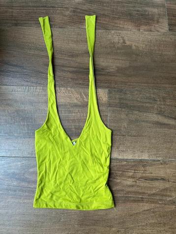 We haltertop / top maat xs groen beschikbaar voor biedingen