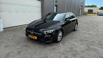 Mercedes-Benz A180d  - Luxe, Comfort & Zekerheid, Auto's, 1345 kg, 4 cilinders, USB, Zwart