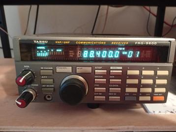 Yaesu FRG 9600 met adapter en handleiding beschikbaar voor biedingen