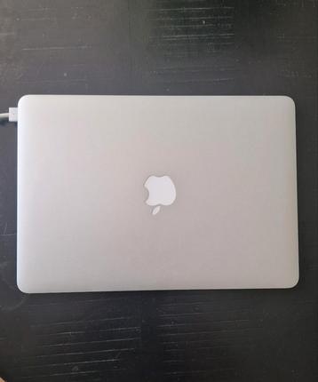 Macbook Air 13 inch  beschikbaar voor biedingen