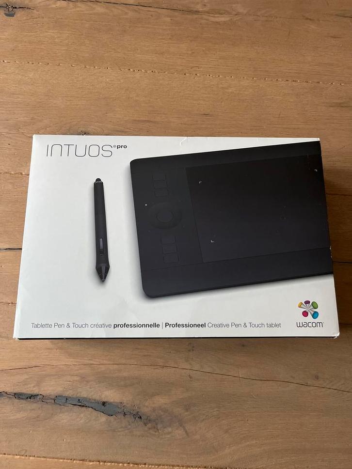 Wacom Intuos Pro S Tekentablet - Perfect voor Creatievelinge, Computers en Software, Tekentablets, Zo goed als nieuw, Draadloos