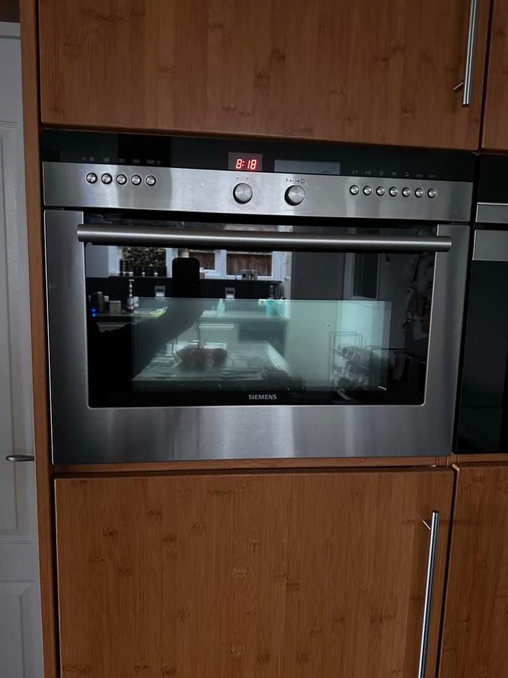 Siemens Inbouw Combi-Oven met Pyrolyse + gratis magnetron, Witgoed en Apparatuur, Ovens, Gebruikt, Inbouw, Oven met grill, 45 tot 60 cm