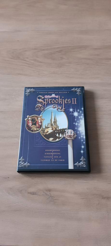 Efteling Sprookjes dvd deel 2
De dvd is in nieuwstaat, Verzamelen, Efteling, Zo goed als nieuw, Overige typen, Ophalen of Verzenden