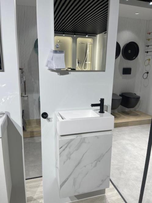 Stijlvol & Compact Toiletmeubel – ideaal voor elk toilet, Tuin en Terras, Tegels en Klinkers, Nieuw, Overige typen, Keramiek, 10 m² of meer