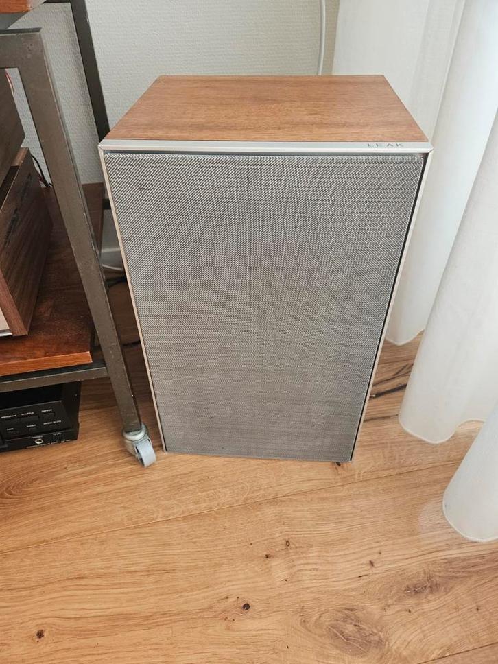 LEAK Vintage Luidspreker - Klassiek Geluid, Audio, Tv en Foto, Luidsprekers, Gebruikt, Front, Rear of Stereo speakers, Overige merken