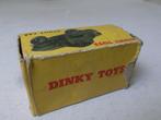 1954 Dinky Toys 673 SCOUT CAR + 2 SOLDIERS +ORIGINEEL DOOSJE, Ophalen of Verzenden, Auto, Dinky Toys
