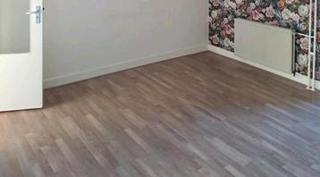 Laminaat 40m2 (inclusief 2 pakken nieuw + ondervloer) beschikbaar voor biedingen