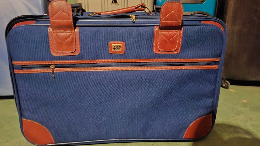 Blauwe Koffer 65x40 cm - Ideaal voor Reizen, Sieraden, Tassen en Uiterlijk, Koffers, Gebruikt, Zacht kunststof, 60 tot 70 cm, 35 tot 45 cm