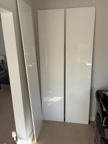 4 Ikea Pax Fardal deuren met handgrepen