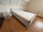 Eenpersoonsbed inclusief nachtkast, Huis en Inrichting, Ophalen, Eenpersoons, 140 cm, Zo goed als nieuw