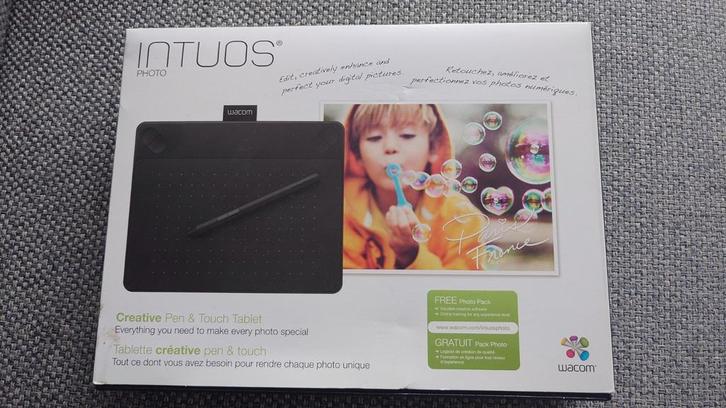 Wacom intuos Photo, Computers en Software, Tekentablets, Zo goed als nieuw, Bedraad, Ophalen of Verzenden