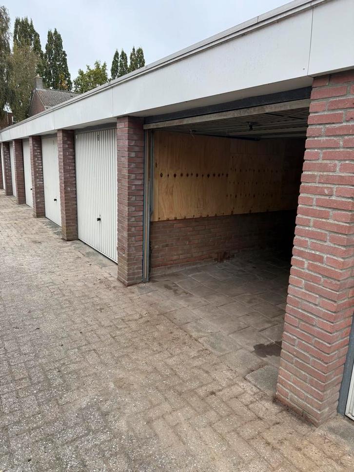 Te huur: Garagebox Hyacintstraat Nieuw Buinen, Auto diversen, Autostallingen en Garages