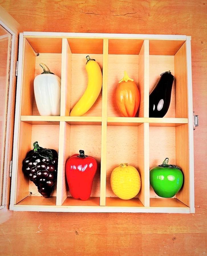 Brocante Vakkenkast met Glazen paneel, Antiek en Kunst, Antiek | Meubels | Kasten, Ophalen of Verzenden