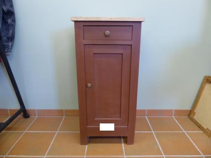 Mooi telefoonkastje in goede staat, Huis en Inrichting, Kasten | Dressoirs, Zo goed als nieuw, 25 tot 50 cm, Ophalen