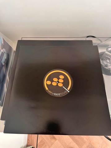 Mixvibes DVS Vinyl 2x - Dance/House beschikbaar voor biedingen