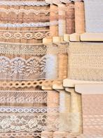 Ruim 60 meter , 12 verschillende prachtige naturelle kantjes, Ophalen of Verzenden, Nieuw, Lint, Band of Elastiek