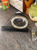 Jaren 60 Klokje, Huis en Inrichting, Woonaccessoires | Klokken, Ophalen of Verzenden, Gebruikt, Analoog, Wekker of Tafelklok