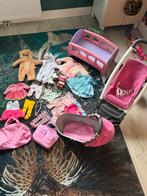 Complete poppenset: bed, kinderwagen & kleertjes, Kinderen en Baby's, Speelgoed | Poppen, Ophalen, Gebruikt, Babypop