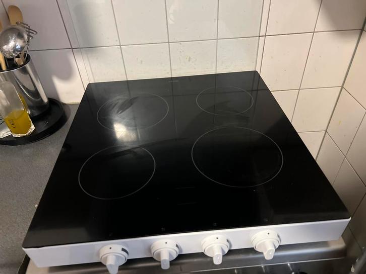 ETNA keramische kookplaat – zo goed als nieuw, Witgoed en Apparatuur, Kookplaten, Zo goed als nieuw, Vrijstaand, Inductie, 4 kookzones