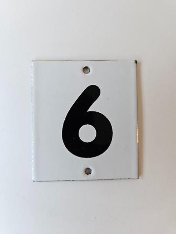 Oud huisnummer plaatje, geëmailleerd nr. 6 of 9 beschikbaar voor biedingen
