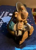 Van Dommelen muzikant beeldje. Met tuba van serie Nice Nose, Verzamelen, Ophalen of Verzenden, Zo goed als nieuw