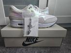Air Max 1 Maat 44 La Ville Lumiere, Ophalen of Verzenden, Nieuw