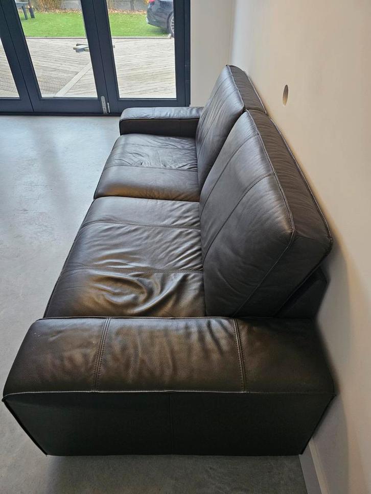 IKEA KIVIK Lederen Bank - Uitstekende Staat, Huis en Inrichting, Banken | Sofa's en Chaises Longues, Zo goed als nieuw, Driepersoons