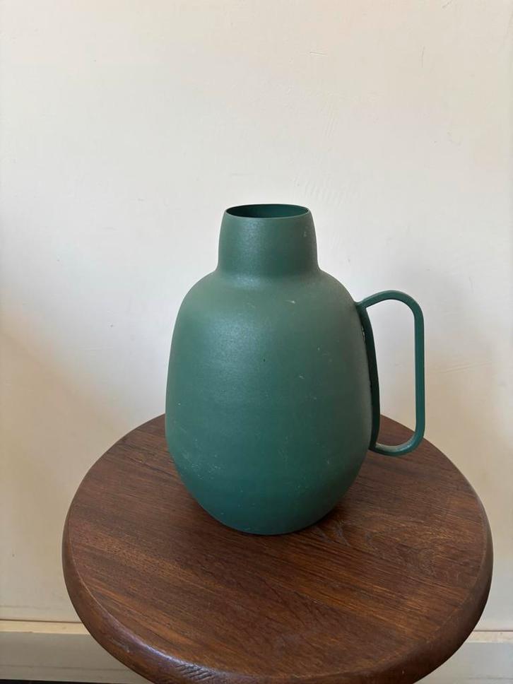 Vaas Donkergroen -  Metalen Vaas, Huis en Inrichting, Woonaccessoires | Vazen, Nieuw, Groen, Minder dan 50 cm, Overige materialen