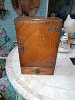 Medicijn/hangkastje jaren 60/70tig, Antiek en Kunst, Ophalen of Verzenden