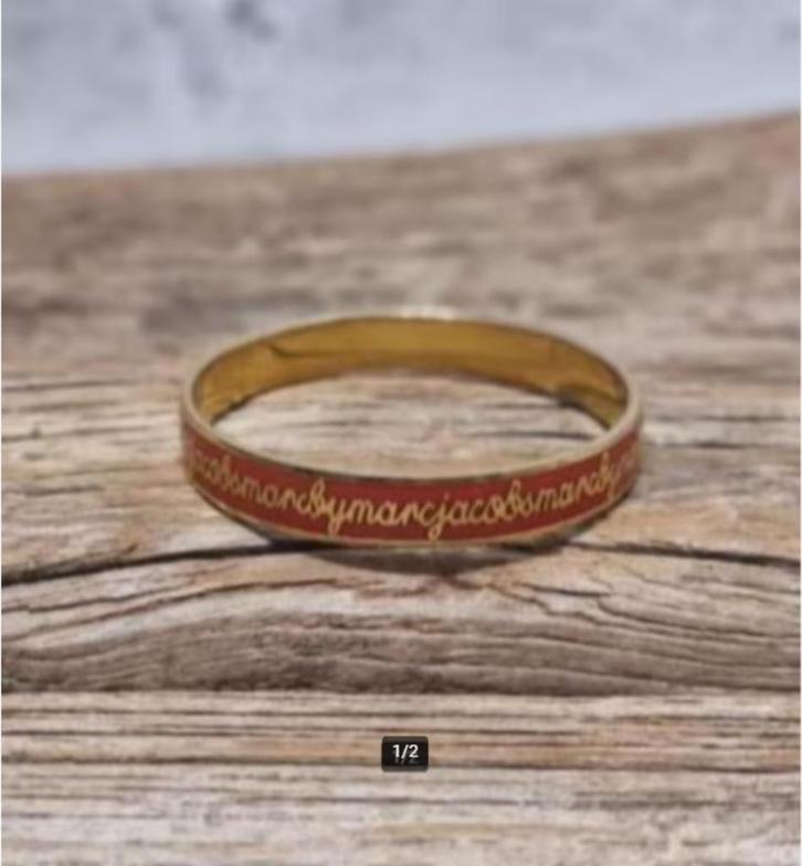 Marc by Marc Jacobs - Mooie bangle armband - ZGAN, Sieraden, Tassen en Uiterlijk, Armbanden, Zo goed als nieuw, Zilver, Ophalen of Verzenden