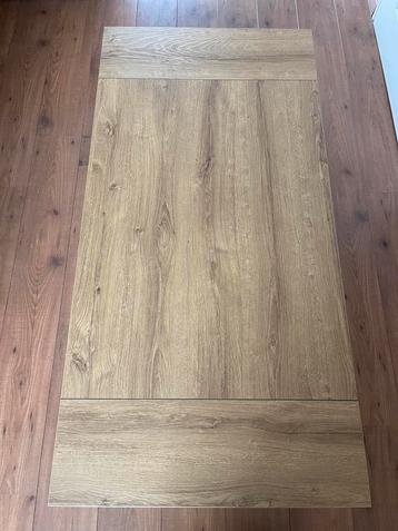 Wegens overcompleet houtlook salontafel, zgan beschikbaar voor biedingen