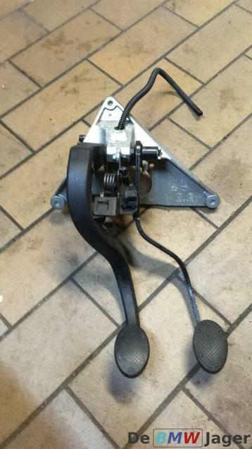 Pedalenset handgeschakeld Mini R50 R52 R53 35111511659 beschikbaar voor biedingen