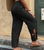 Zwarte zomer broek met cut out, Maat 38/40 (M), Zwart, Nieuw, Ophalen of Verzenden