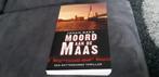 J. Baks - Moord aan de Maas, Ophalen of Verzenden, Zo goed als nieuw, J. Baks