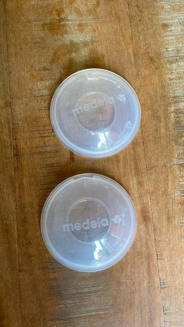 Medela collection cups beschikbaar voor biedingen