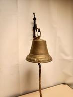 Antieke zware Bronzen Bel - 3940 gram, Antiek en Kunst, Antiek | Koper en Brons, Ophalen of Verzenden