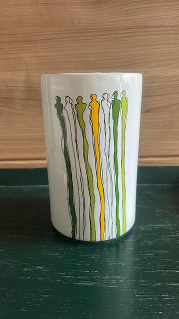 Abstracte bloemenvaas, aardewerk beschikbaar voor biedingen
