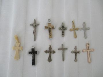 antieke en oude kruis en kruisjes beschikbaar voor biedingen