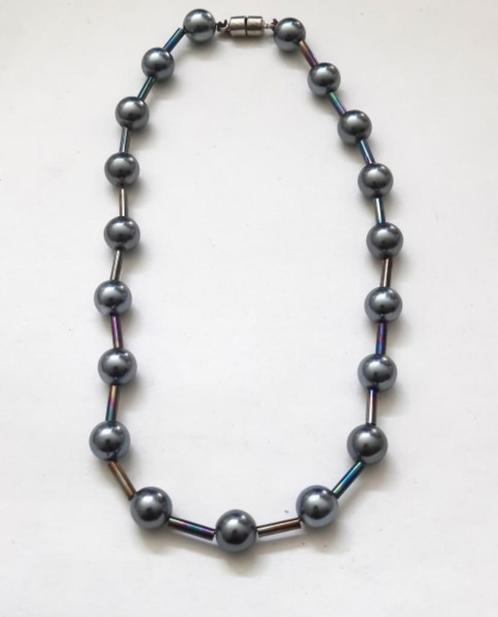 Blauwgrijze kralen en staafjes ketting (6917), Sieraden, Tassen en Uiterlijk, Kettingen, Nieuw, Overige materialen, Ophalen