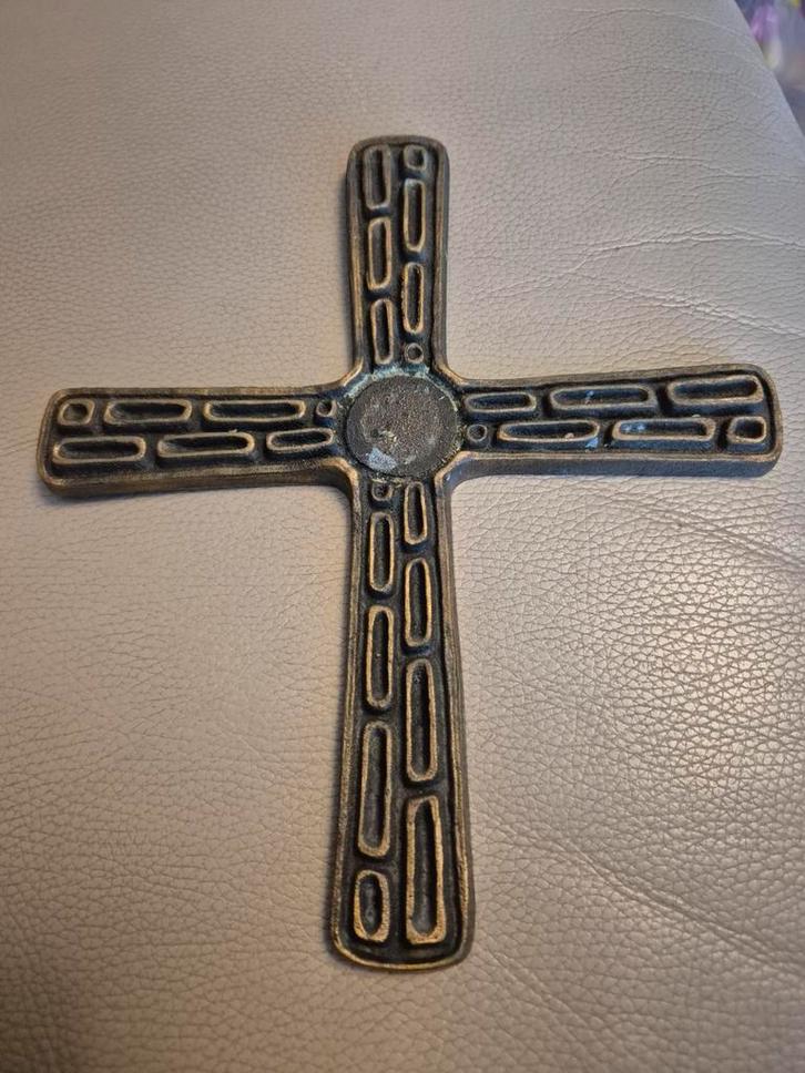 Brutalistisch Messing Kruis - 24x21cm, Antiek en Kunst, Antiek | Religie, Ophalen of Verzenden