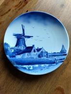 Blauw wit wandbord * molen * water * zeilboot * landschap, Antiek en Kunst, Antiek | Wandborden en Tegels, Ophalen of Verzenden