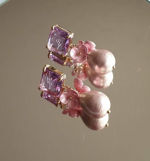 Handgemaakte katoen roze parel oorbellen bloemen goudkleur, Sieraden, Tassen en Uiterlijk, Oorbellen, Nieuw, Hangers, Overige materialen