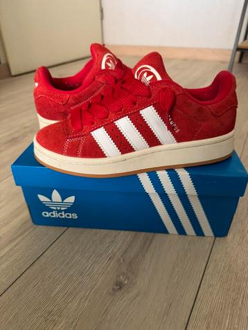 Adidas Campus Rood (Maat 36 2/3 - Unisex) beschikbaar voor biedingen