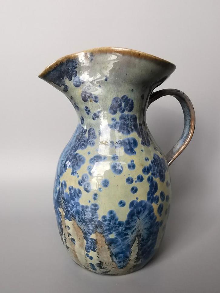 Keramiek kan met kristalglazuur gemerkt Gijs Kraan, Antiek en Kunst, Antiek | Keramiek en Aardewerk, Verzenden