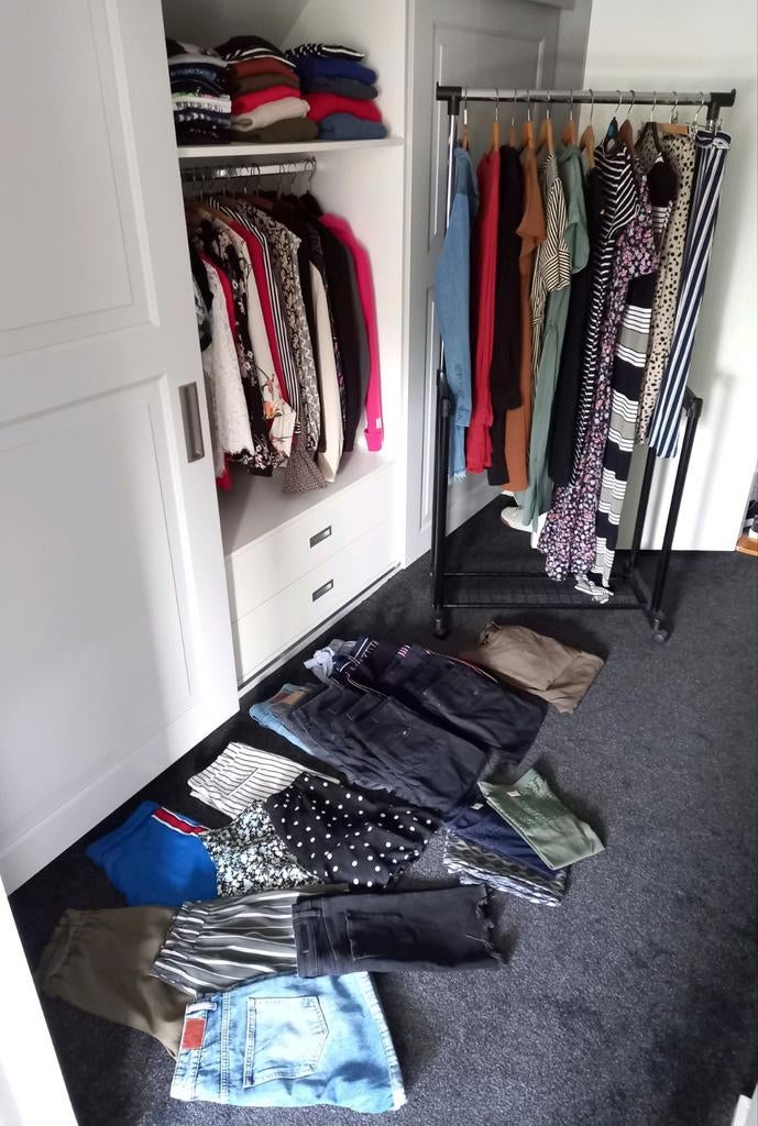 Opkoper gezocht 2e hands kleding, Huis en Inrichting, Ophalen of Verzenden, Zo goed als nieuw, 25 tot 50 cm, Minder dan 100 cm