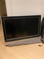 32 inch JVC TV met voet en beugel, Ophalen, Gebruikt