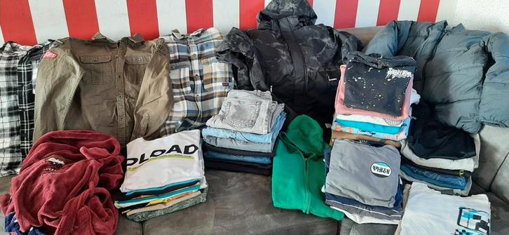 Groot pakket jongens kleding maat 170-176, Kinderen en Baby's, Kinderkleding | Kinder-kledingpakketten, Zo goed als nieuw, Overige maten