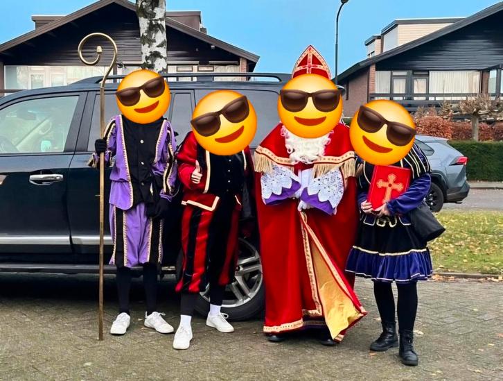 Luxe Sinterklaasmantel & Stola, Diversen, Sinterklaas, Zo goed als nieuw, Ophalen of Verzenden